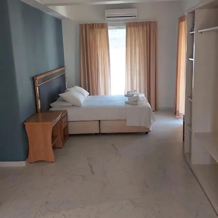 호텔 Hotel Nydri Beach