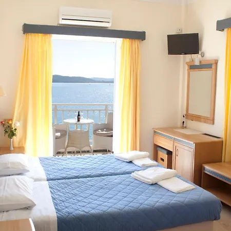 Hotel Nydri Beach 호텔 니드리