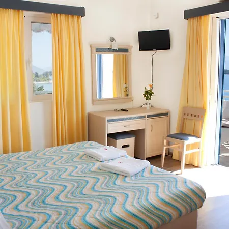 호텔 Hotel Nydri Beach