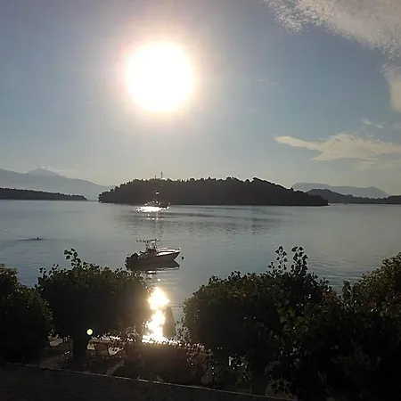 Hotel Nydri Beach 2*