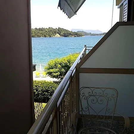 Hotel Nydri Beach Szálloda