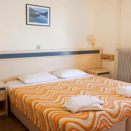 호텔 Hotel Nydri Beach 니드리